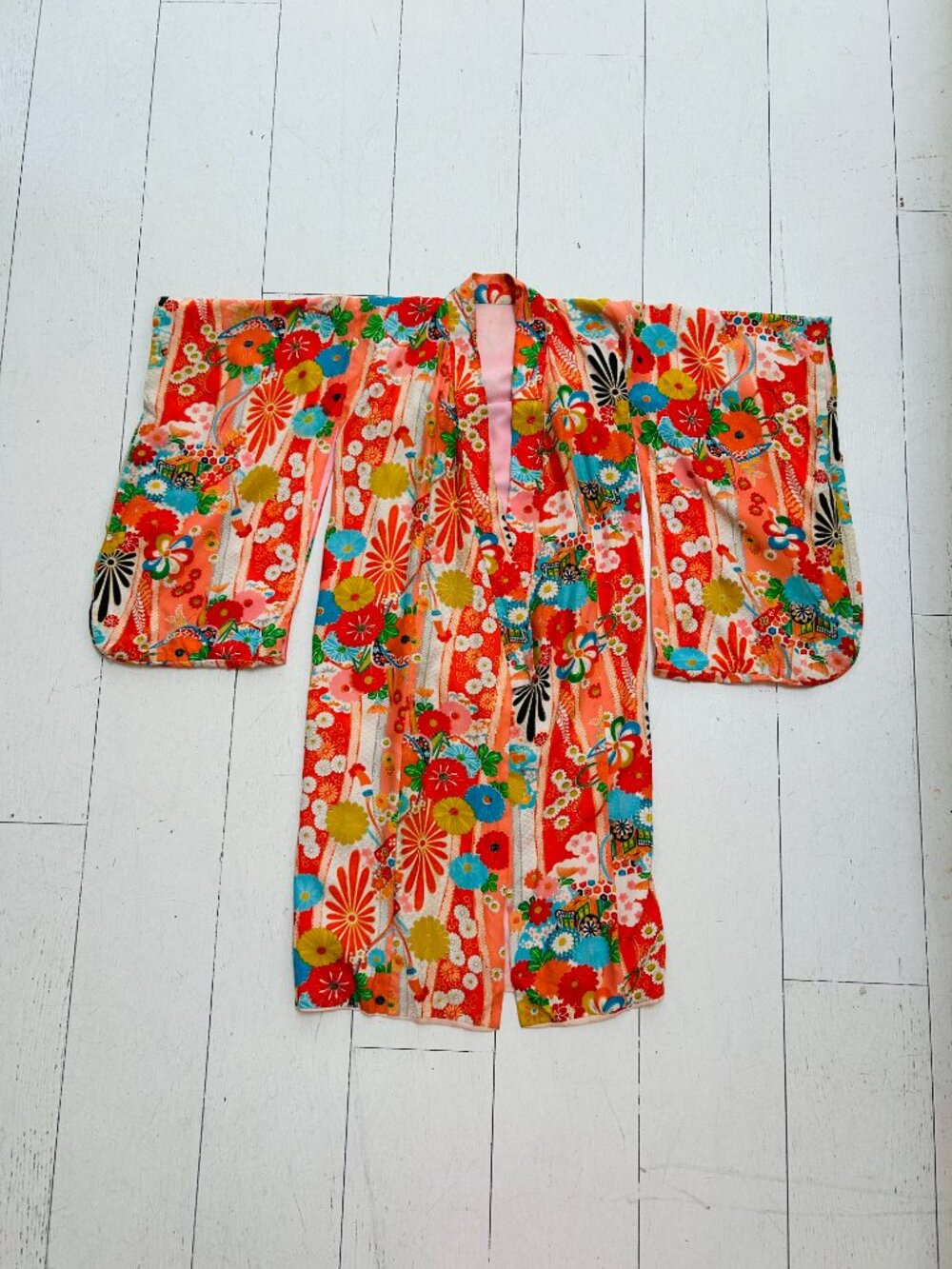 Vintage Silk Floral Print Kimono - Xsmall